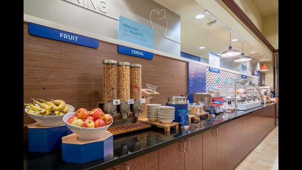 Holiday Inn Express - Canton By Ihg Екстер'єр фото
