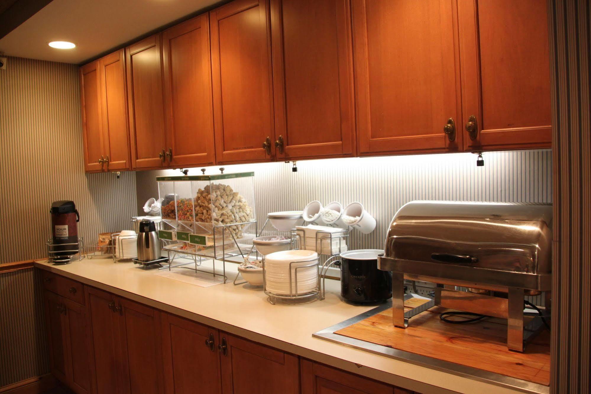 Holiday Inn Express - Canton By Ihg Екстер'єр фото